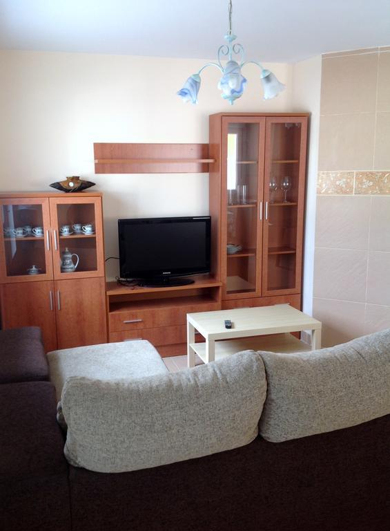 Apartamentos Alejandra Barreiros Bagian luar foto